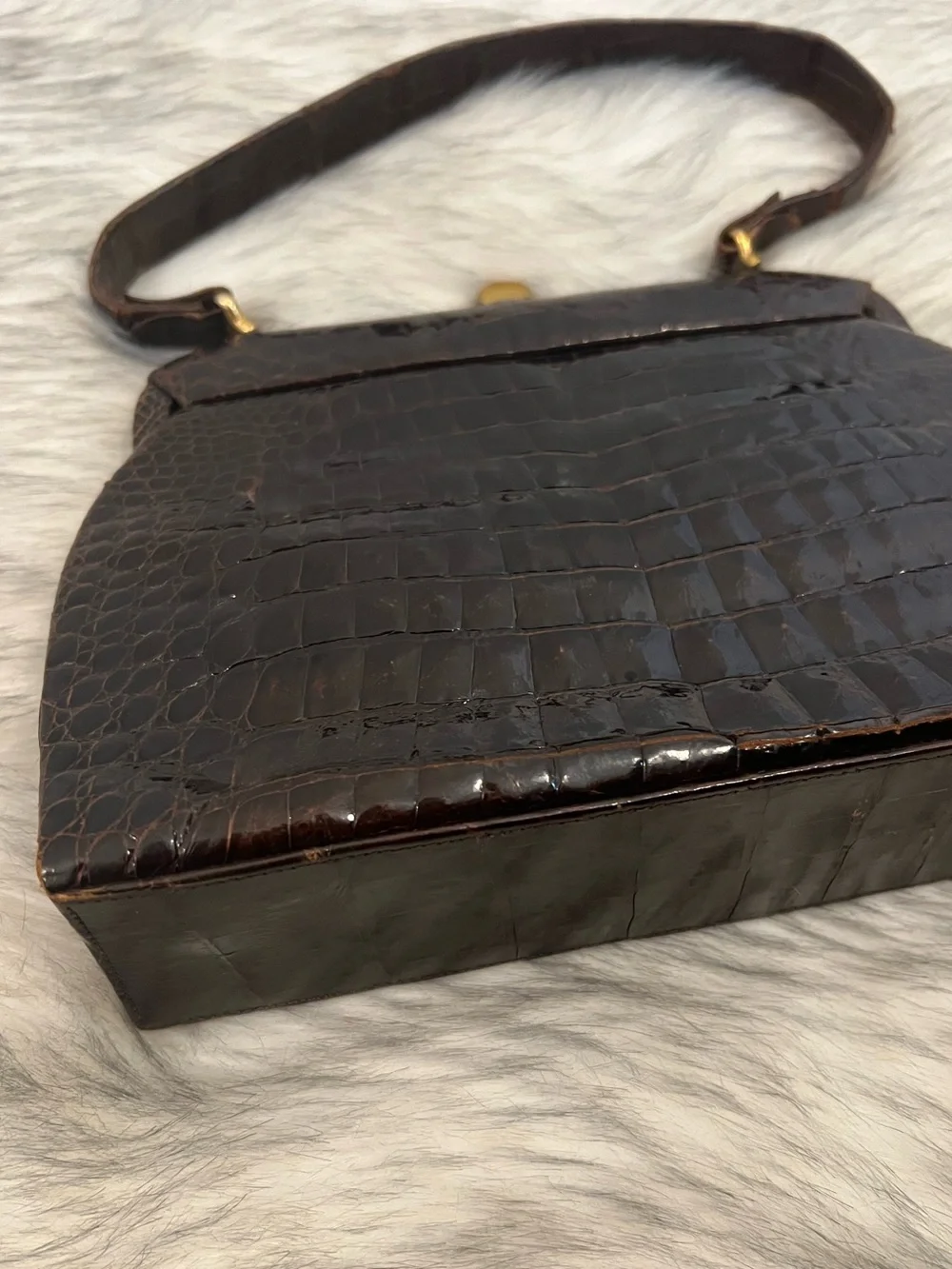 Vintage 1950’s brown exotic genuine crocodile/alligator leather skin handbag